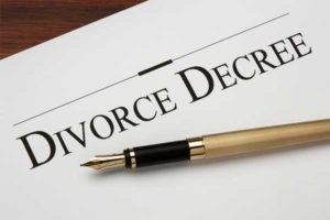 Divorce Decree Document — Albuquerque, NM — Law Offices of Lynda Latta, LLC